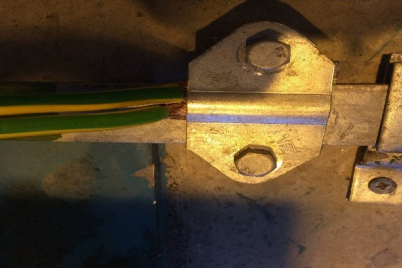 Mohlo by Vás zaujímať / Elektroinštalácia a korózia - foto Mohlo by Vás zaujímať / Elektroinštalácia a korózia - foto