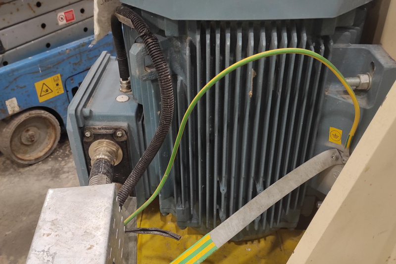 Mohlo by Vás zaujímať / Takto vzniká často nebezpečná situácia v prevádzkach - foto Mohlo by Vás zaujímať / Takto vzniká často nebezpečná situácia v prevádzkach - foto