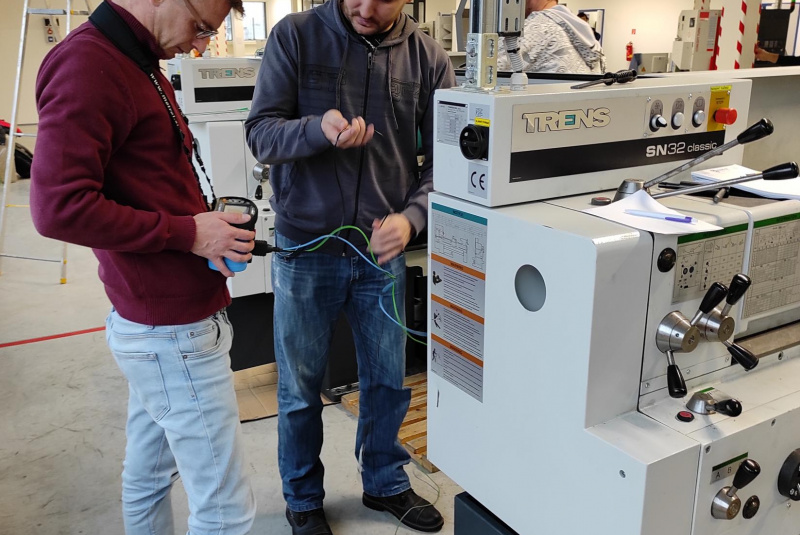 Mohlo by Vás zaujímať / Chceš sa stať revíznym technikom? - foto Mohlo by Vás zaujímať / Chceš sa stať revíznym technikom? - foto