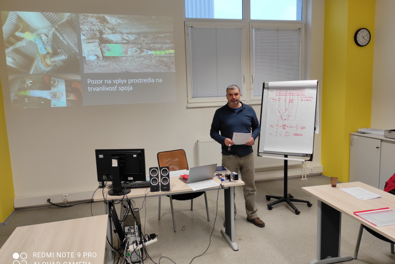 Mohlo by Vás zaujímať / Aktualizačná odborná príprava / školenie - foto Mohlo by Vás zaujímať / Aktualizačná odborná príprava / školenie - foto