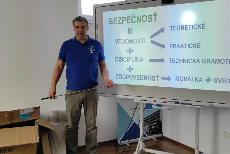 Mohlo by Vás zaujímať / Aktualizačná odborná príprava / školenie - foto Mohlo by Vás zaujímať / Aktualizačná odborná príprava / školenie - foto