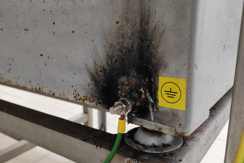 Mohlo by Vás zaujímať / Elektroinštalácia a korózia - foto Mohlo by Vás zaujímať / Elektroinštalácia a korózia - foto