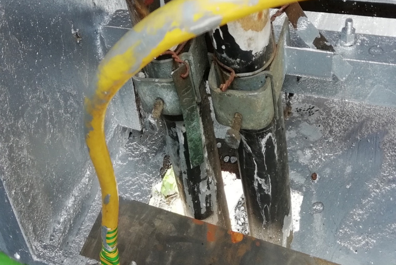 Mohlo by Vás zaujímať / Základná ochrana pred úrazom elektrickým prúdom – krytom - foto Mohlo by Vás zaujímať / Základná ochrana pred úrazom elektrickým prúdom – krytom - foto