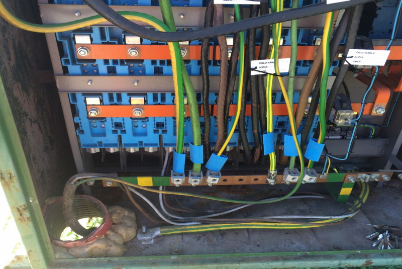 Mohlo by Vás zaujímať / Základná ochrana pred úrazom elektrickým prúdom – krytom - foto Mohlo by Vás zaujímať / Základná ochrana pred úrazom elektrickým prúdom – krytom - foto